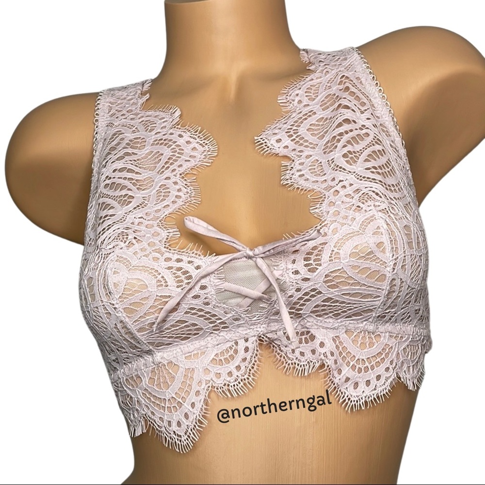 Victoria's Secret Lace Up Bralette - Picture 5 of 16